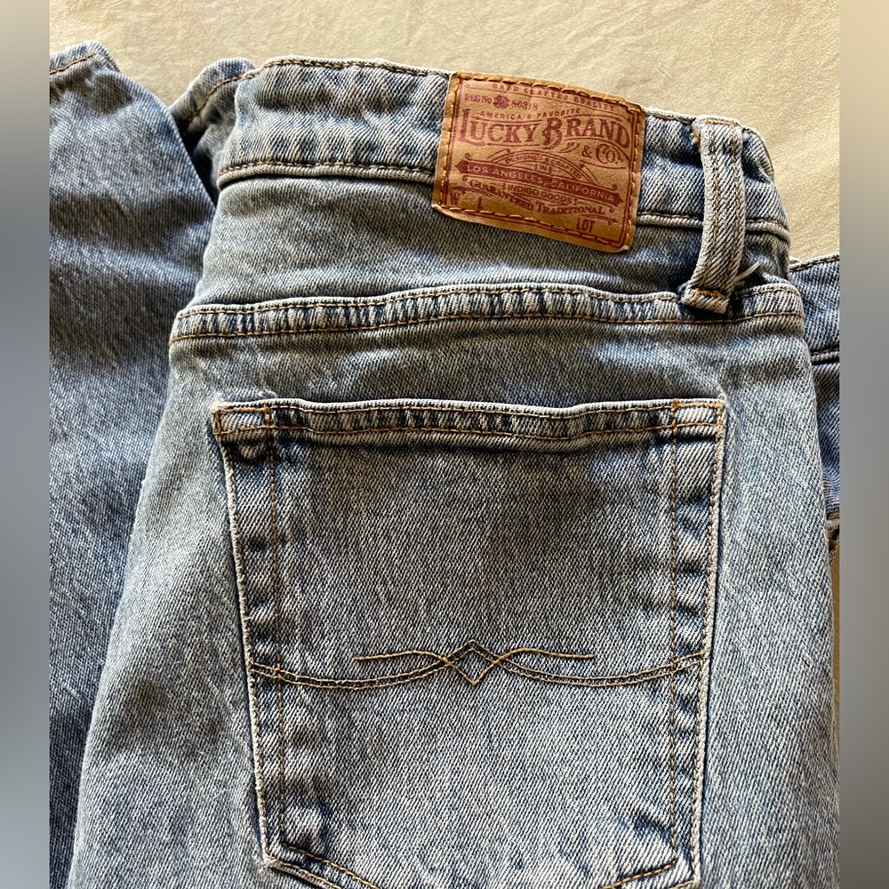Lucky Brand Jeans! Super cute! Size 12/31
